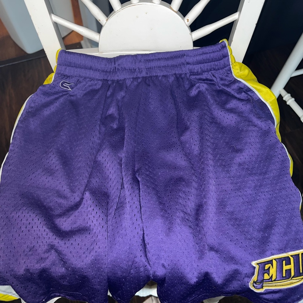 Colosseum athletics size XL ECU shorts